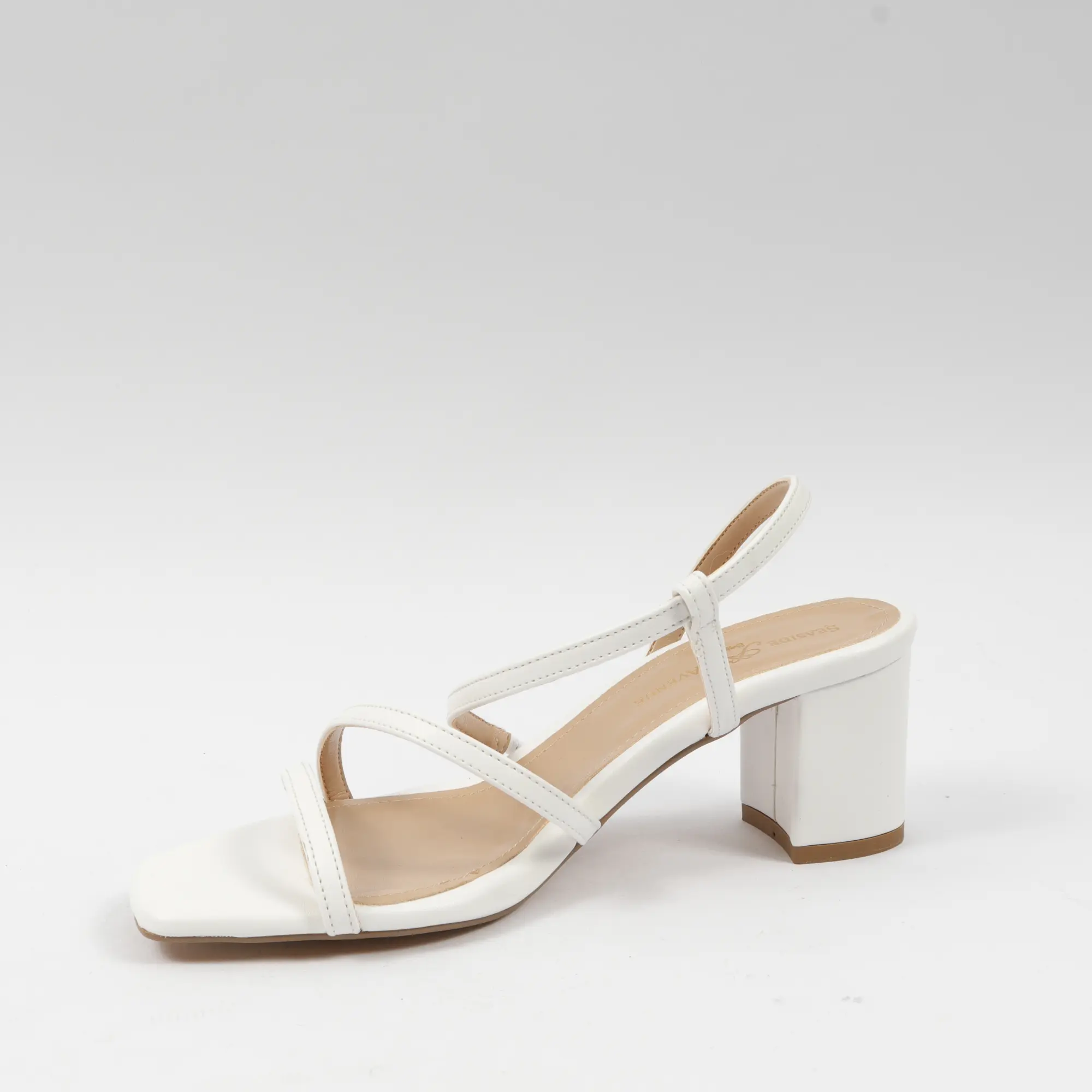 alanna wht (3)