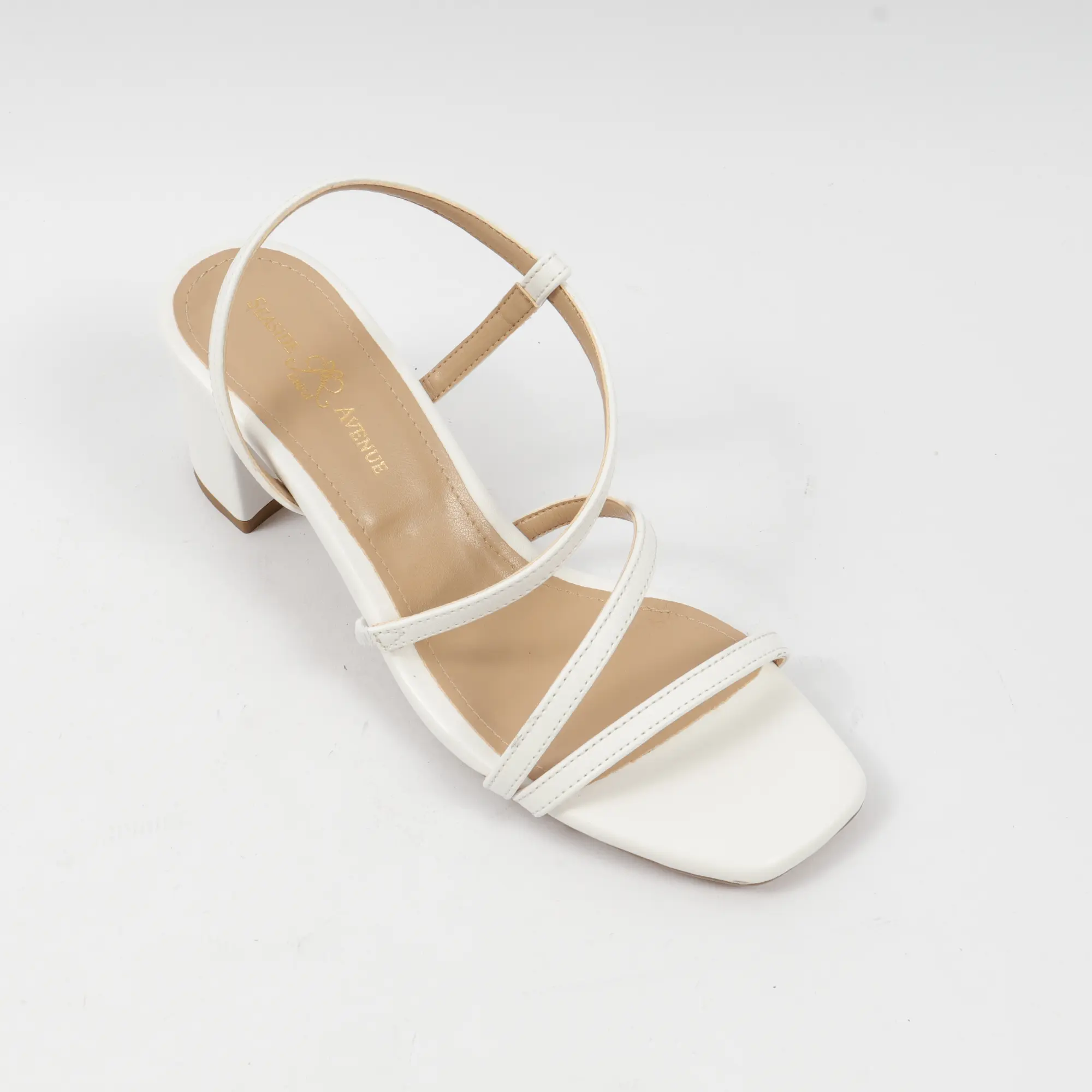 alanna wht (4)