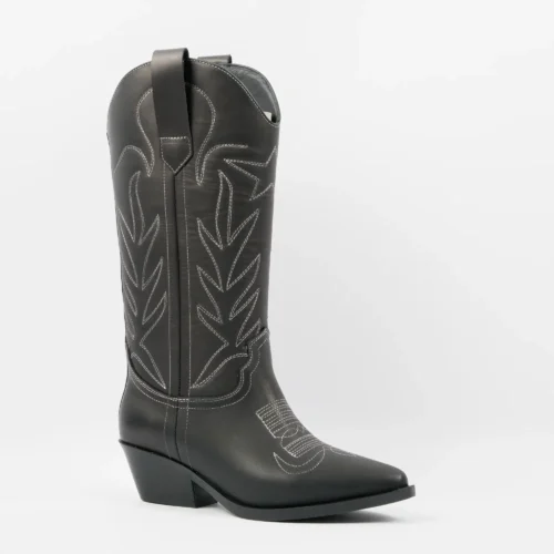 loredo blk wht (3)