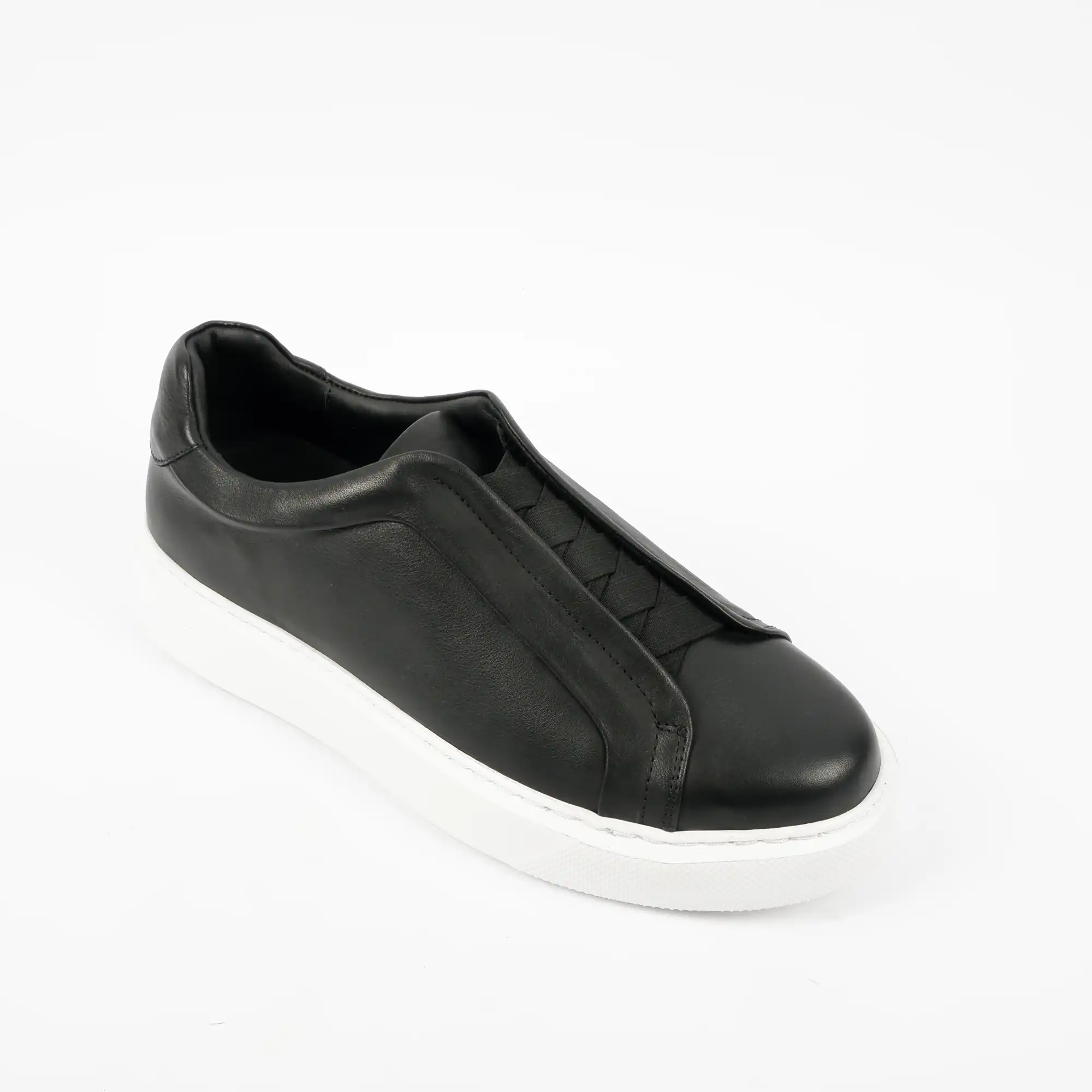 BRADFORD BLK WHT (1)