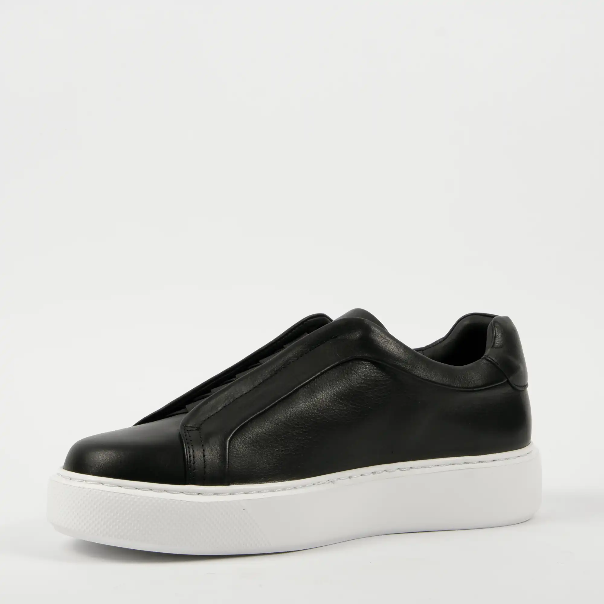 BRADFORD BLK WHT (4)