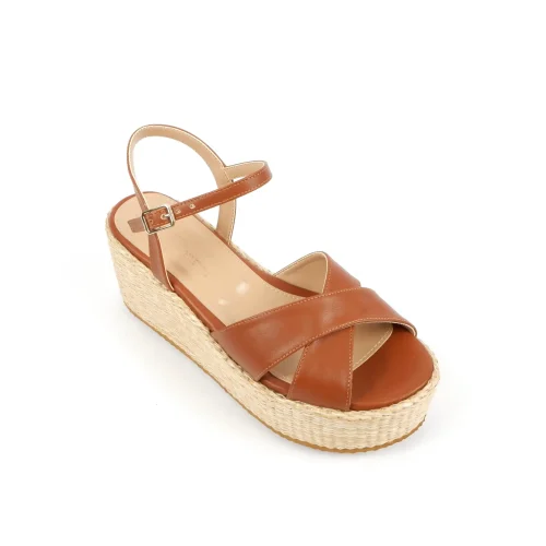 ELINEA CAMEL (1)
