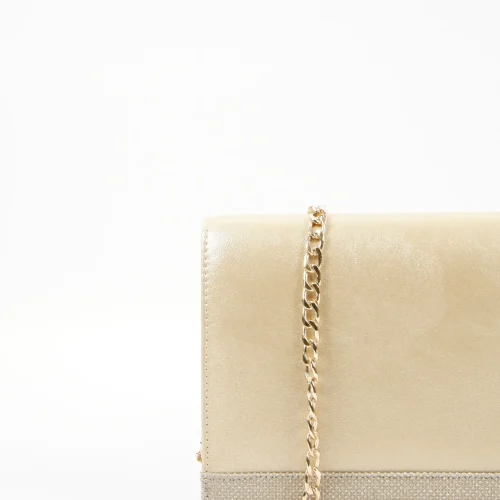NAELLE GOLD (4)