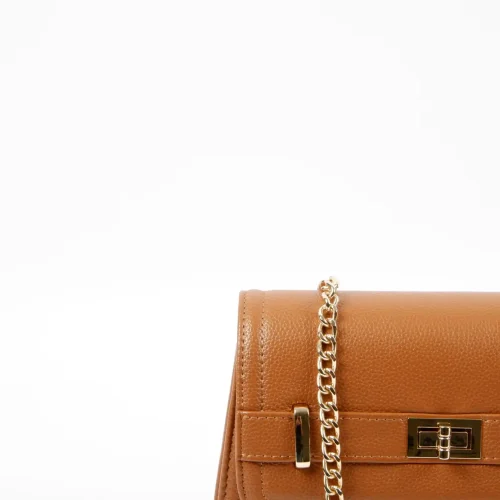 juliana camel (4) (1)