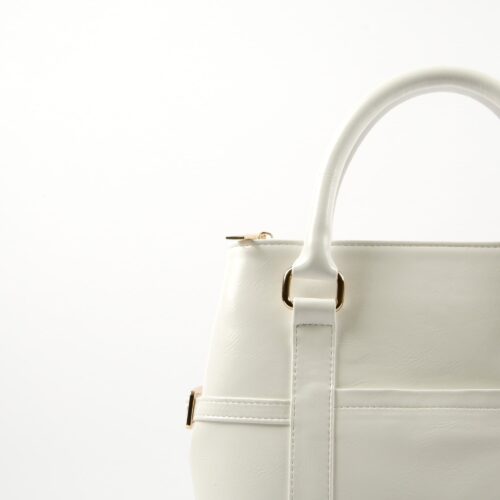 avenzi white (2)