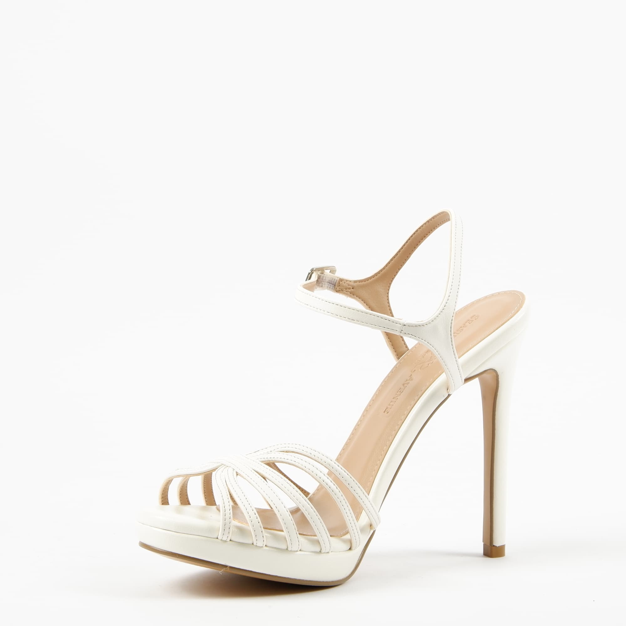 clea white (3)