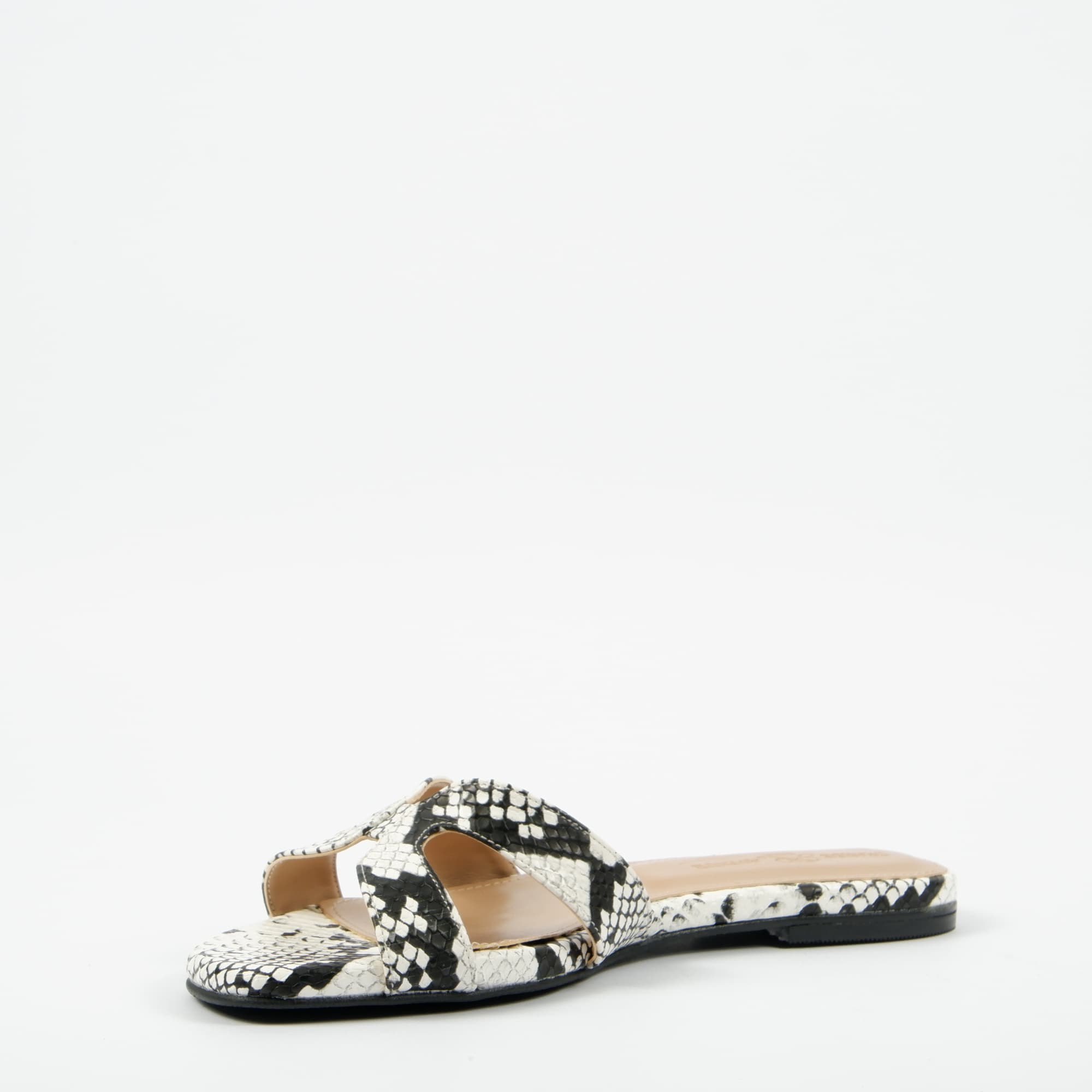 zoreya snk blk wht (3)