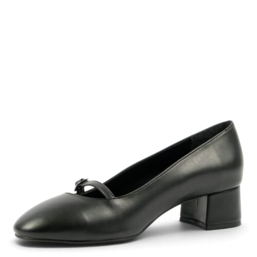 conny blk (3)