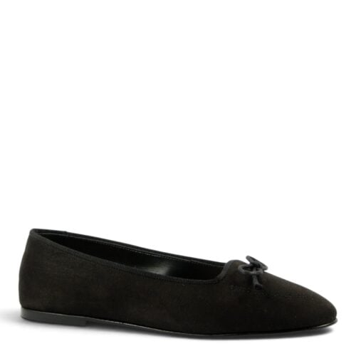 lizzie blk ac (2)